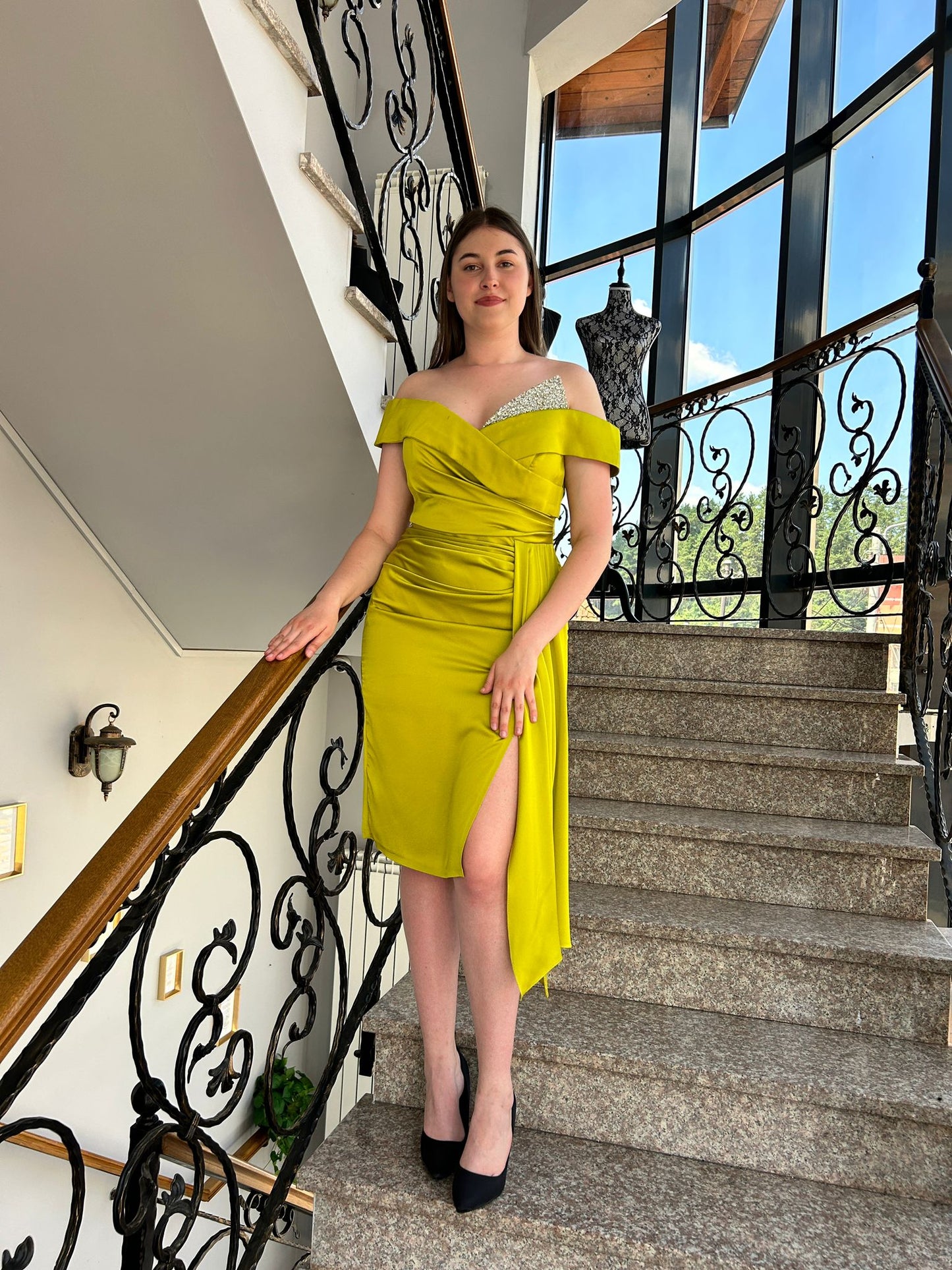 Rochie verde detaliu cu diamante