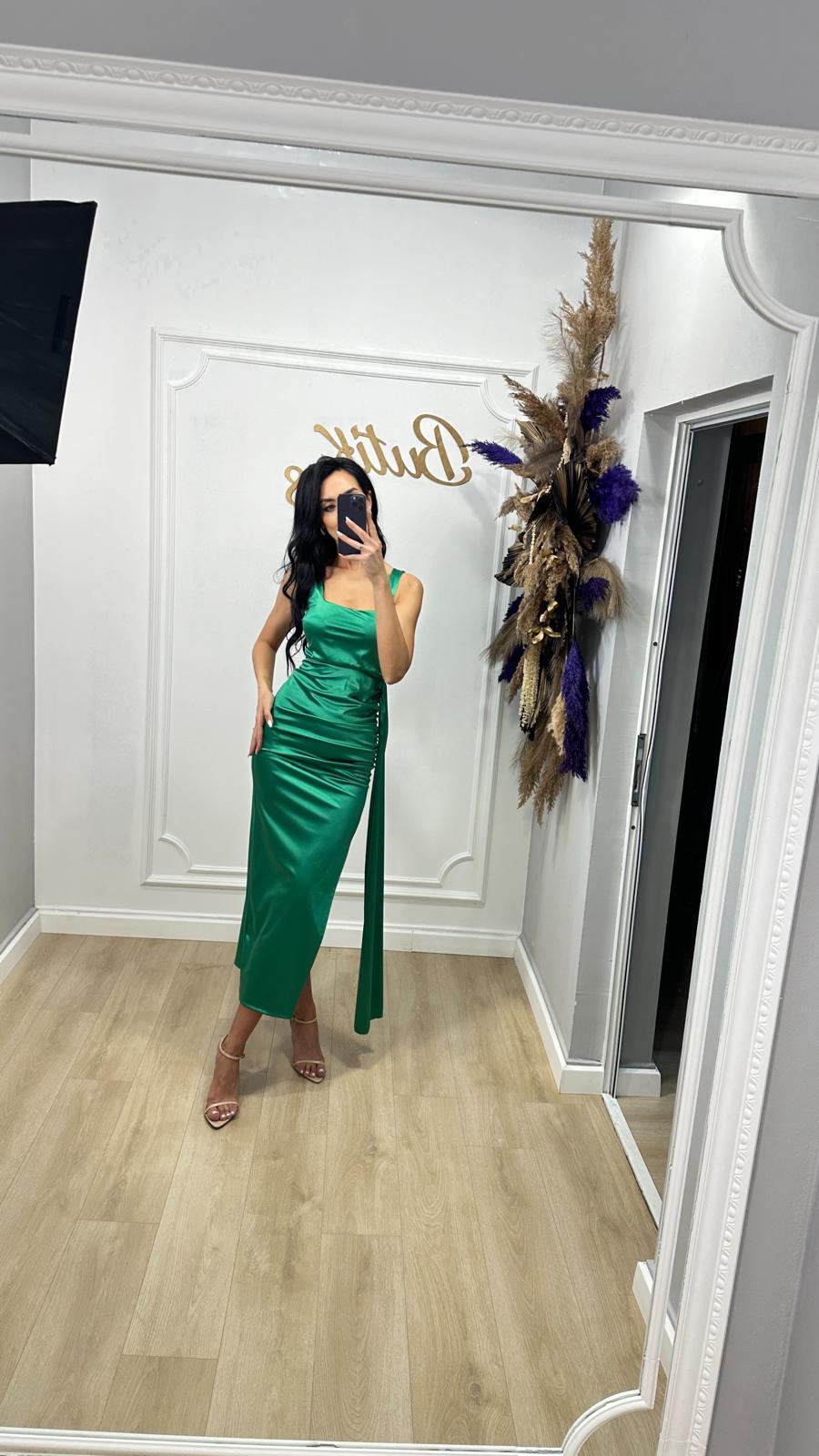 Rochie Verde Uni Cu Trena