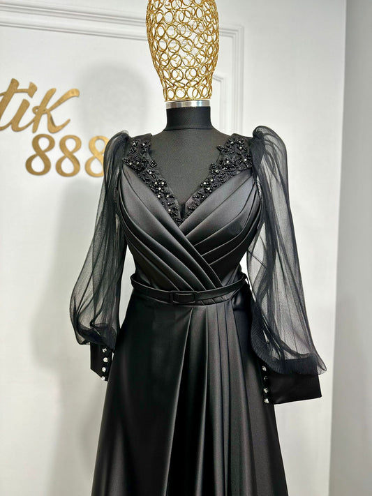 Rochie "Noir elegance"