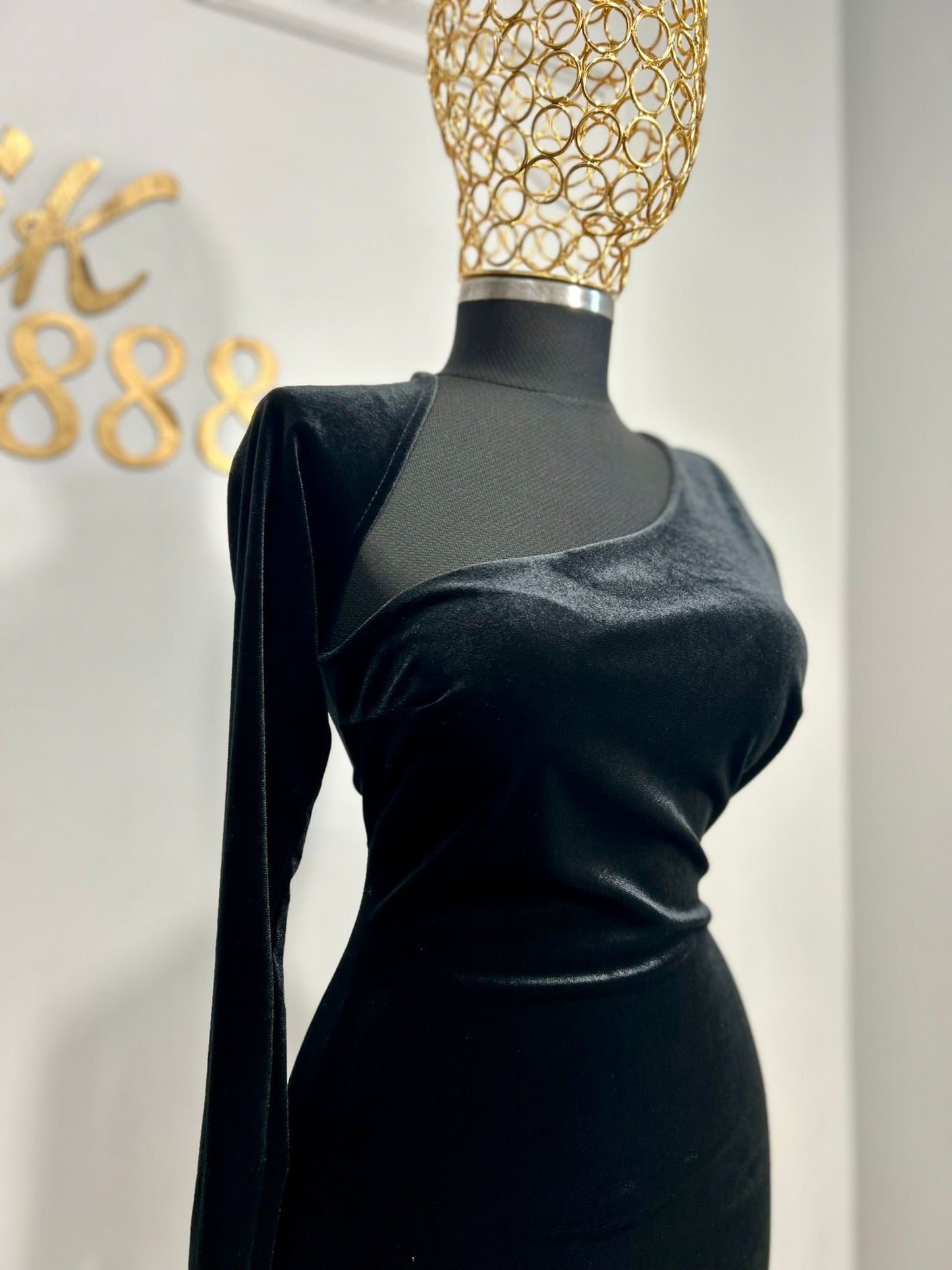 Rochie "Velvet Edge"