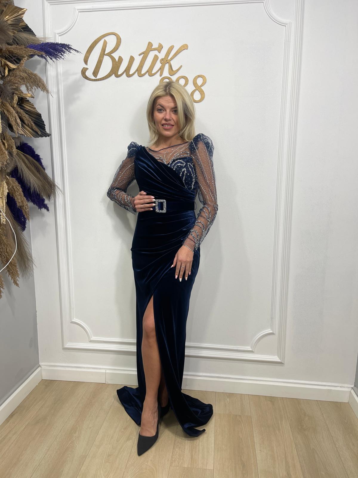 Rochie catifea aplicatii