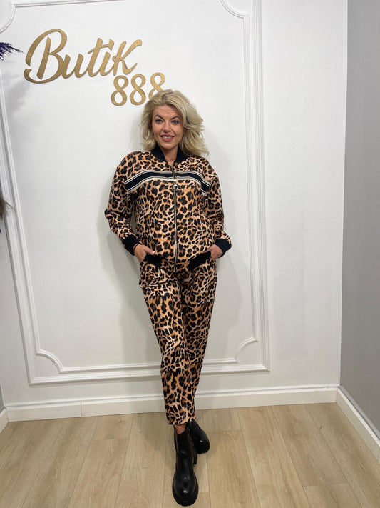 Bluza de trening print