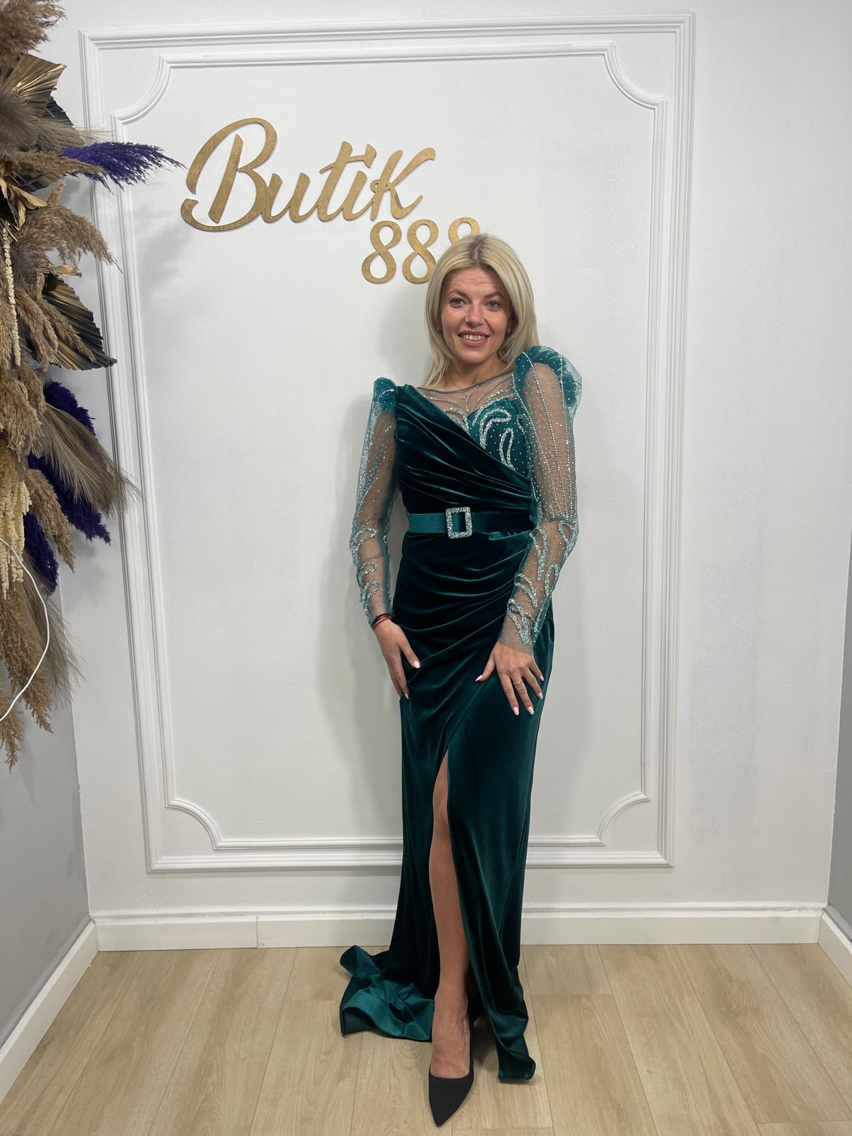 Rochie catifea aplicatii