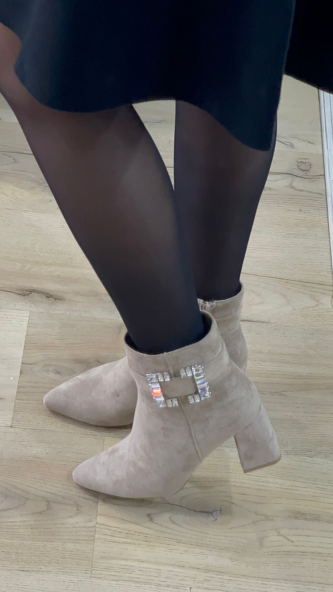 Botina Catarama Pietre