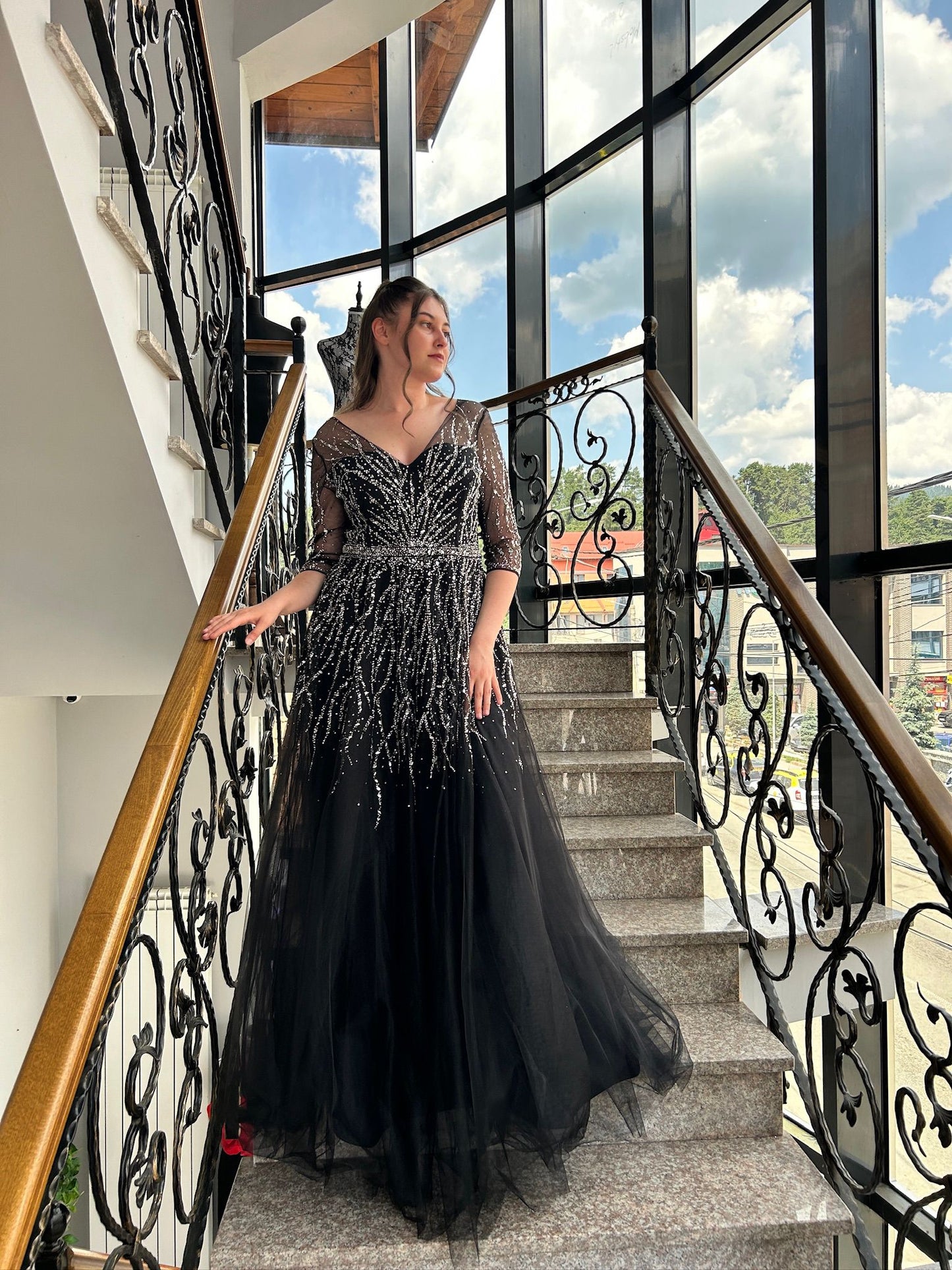 Rochie "Noir Elegance"