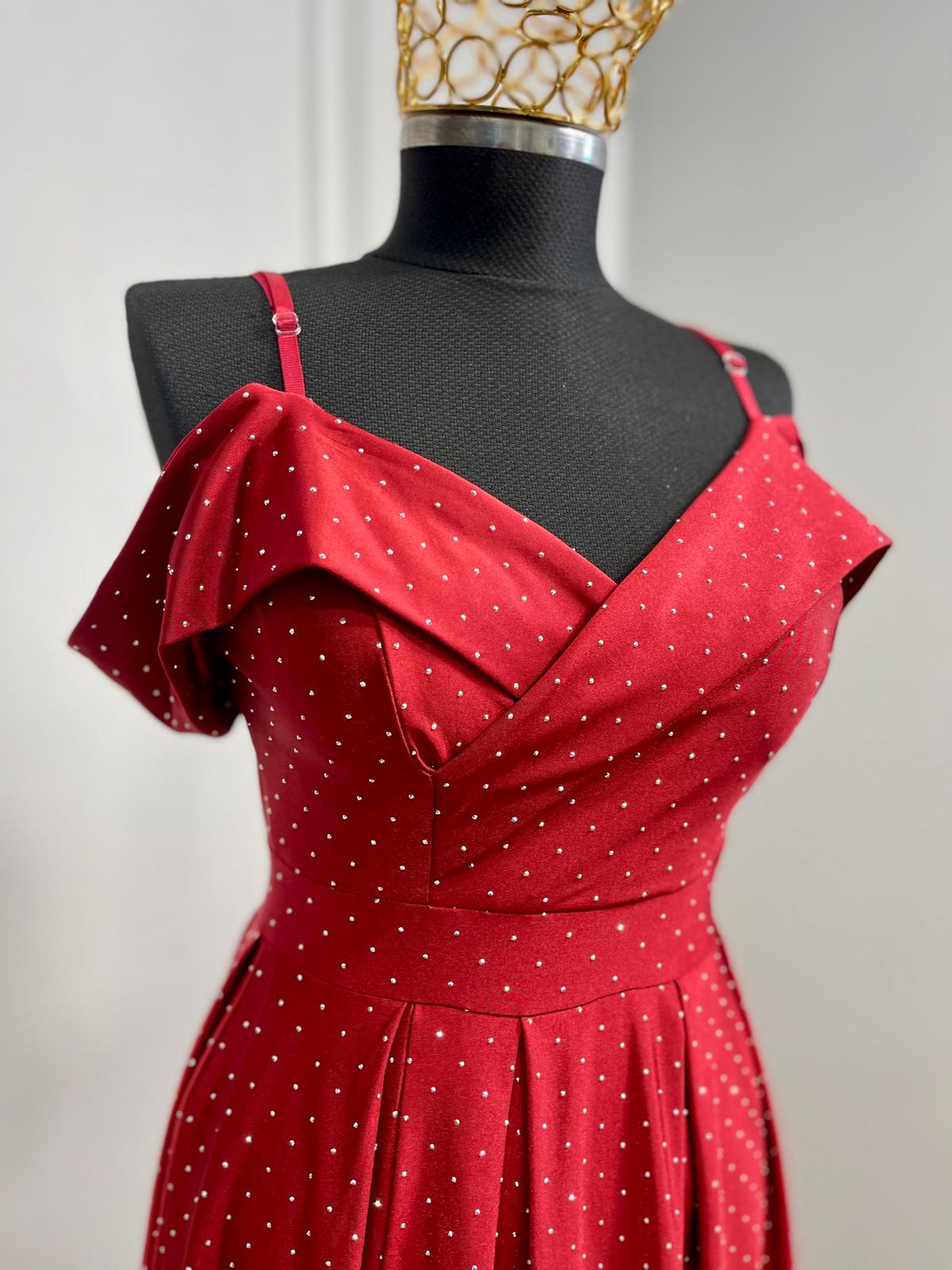 Rochie marime universala cu strasuri fine